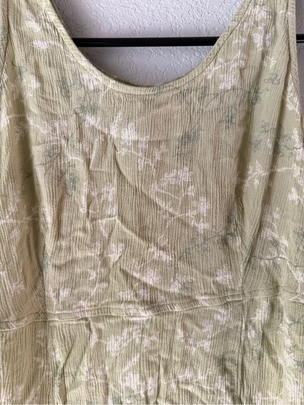 R&K Originals Sage Green Midi Dress Size 8 Floral Rayon Sleeveless Cottagecore